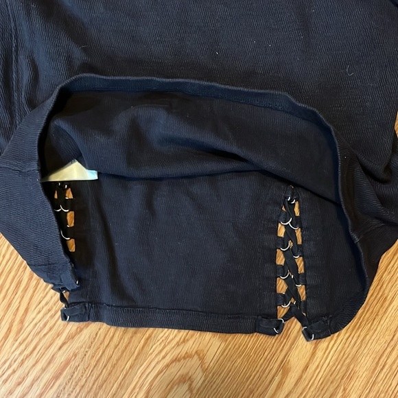 Free People Laced Up Layering Top Size Large NWT - Picture 12 of 15